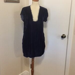 XS LOVE TANJANE Velvet Dress BB51 4815